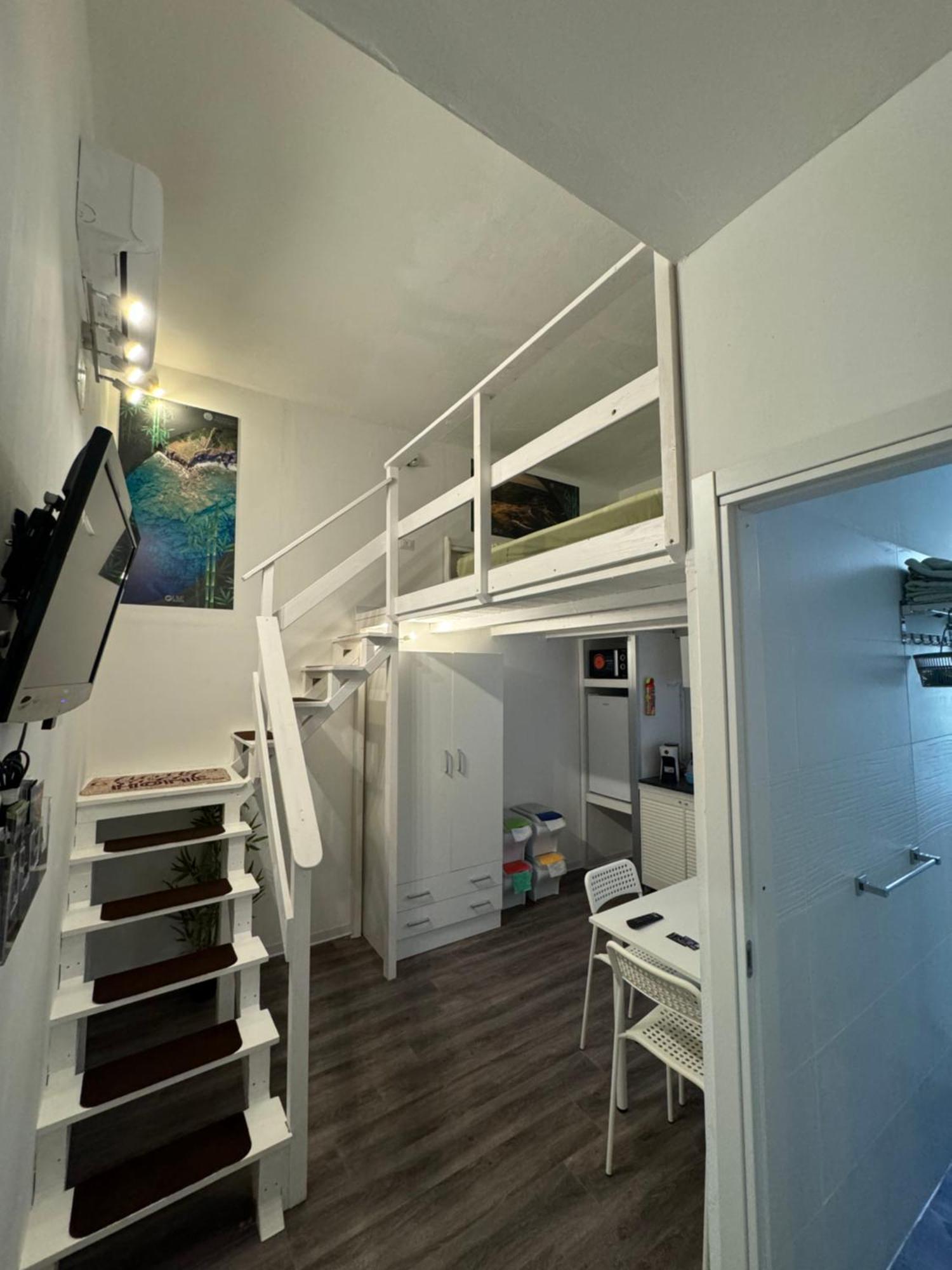 Lime Apartments - Bamboo อาลเกโร ภายนอก รูปภาพ