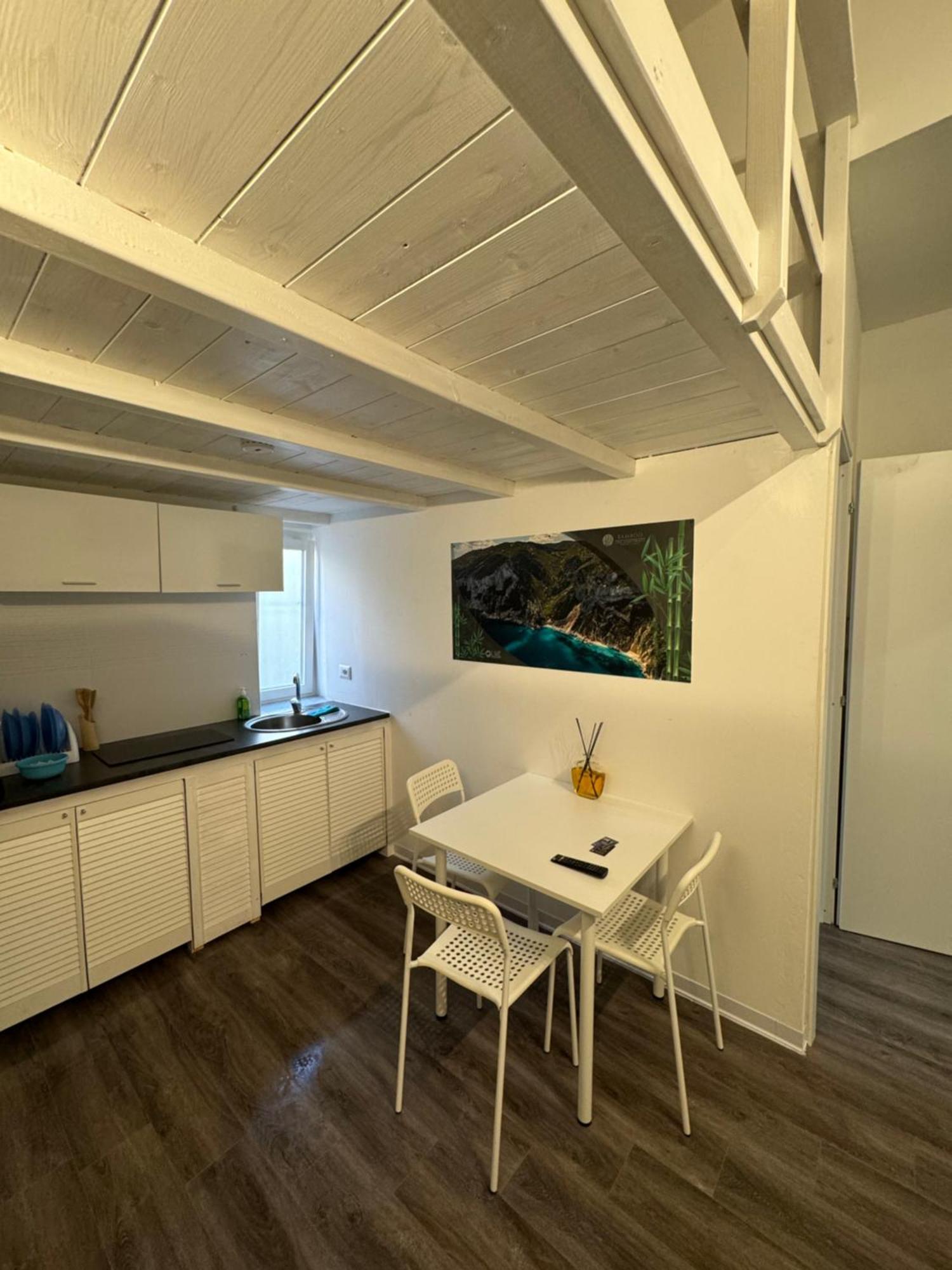 Lime Apartments - Bamboo อาลเกโร ภายนอก รูปภาพ